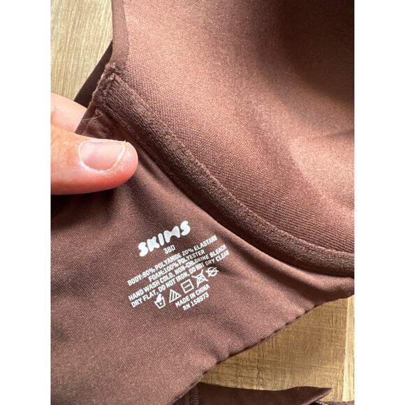 Women's Skims Fits Everybody Push Up Bra size 38D in Cocoa - Picture 4 of 5